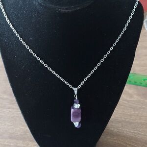 Elegant Purple Amethys Pendant Necklace